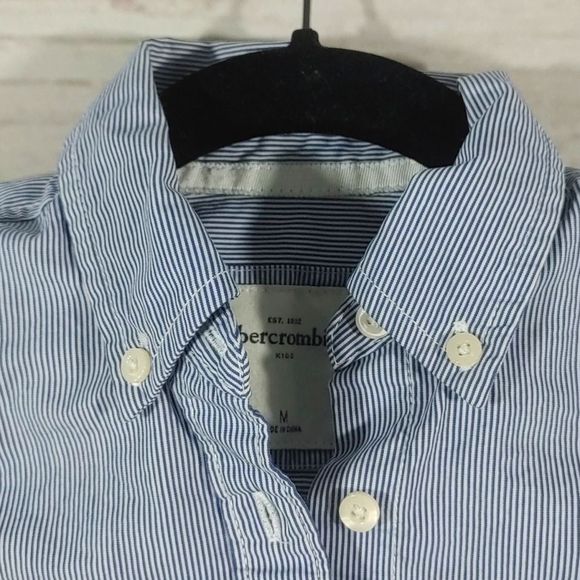 BOY'S Abercrombie Kids Button Down Shirt - Picture 6 of 8
